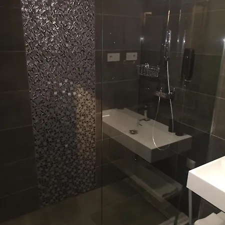 Focus Apartmanok, Bronzo Balatonlelle